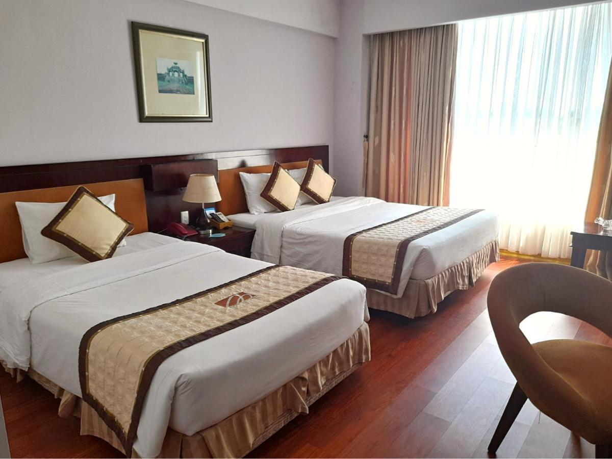 Mondial Hotel Hue Exteriör bild
