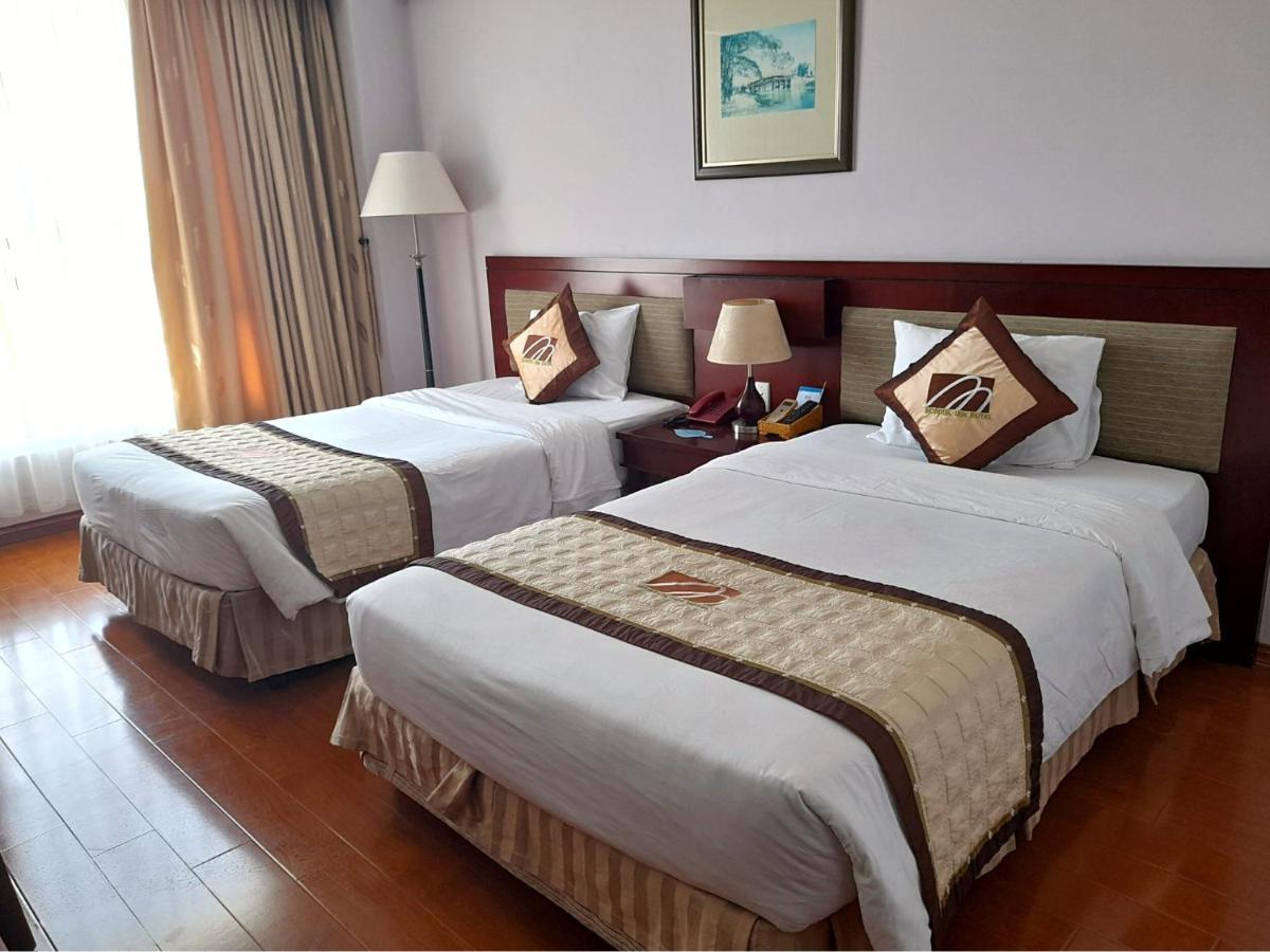 Mondial Hotel Hue Exteriör bild