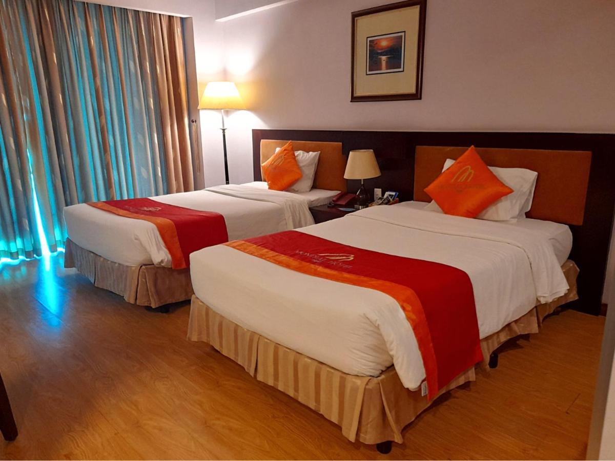 Mondial Hotel Hue Exteriör bild