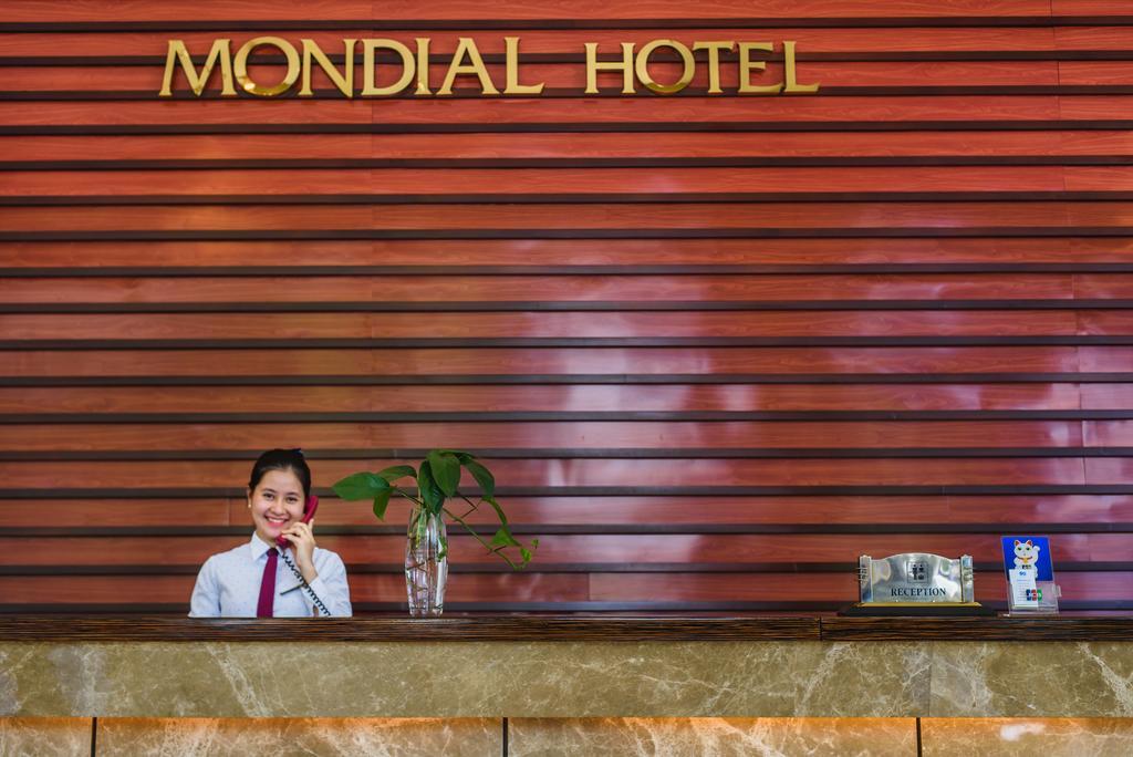 Mondial Hotel Hue Exteriör bild